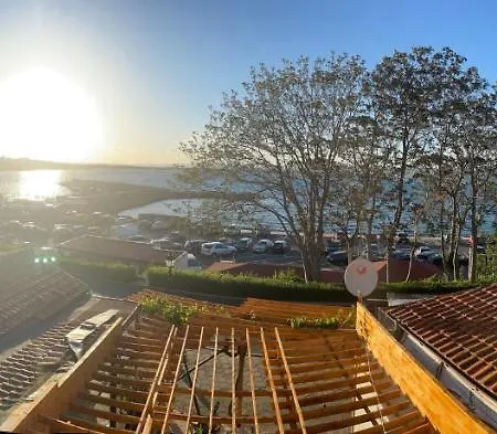 The Two Anchors نيسيبار